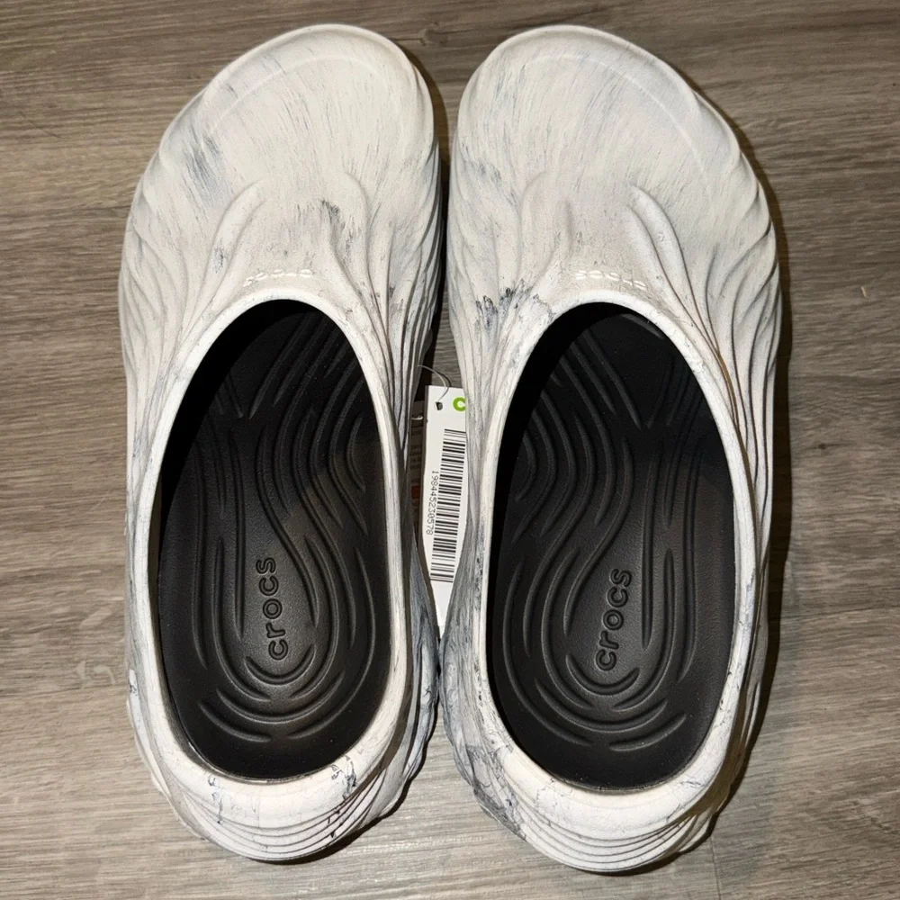 Crocs Echo Wave Marbled White Clogs